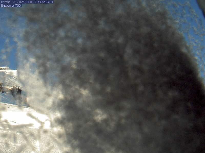 Iliamna [IVE, 3976 ft]