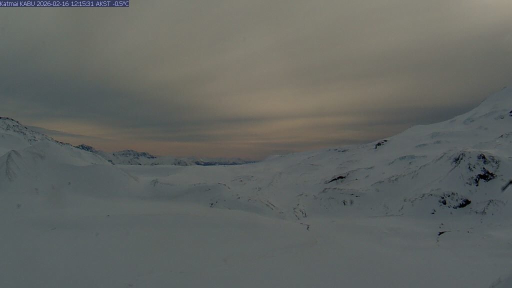 Katmai [KABU, 3494 ft]