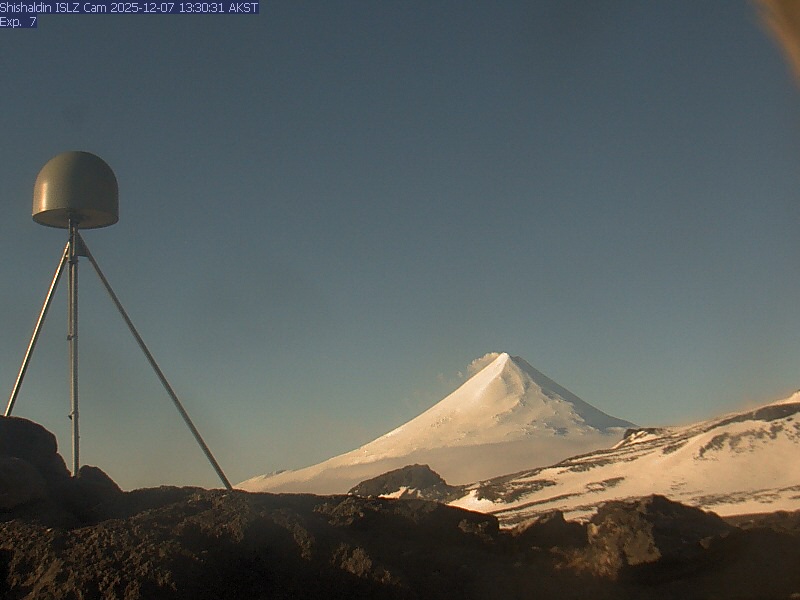 Shishaldin [ISLZ, 2080 ft]