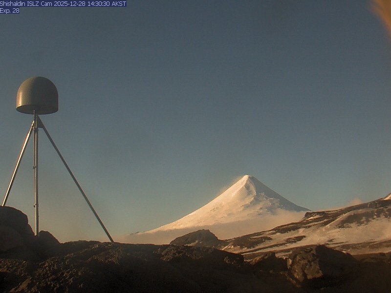 Shishaldin [ISLZ, 2080 ft]