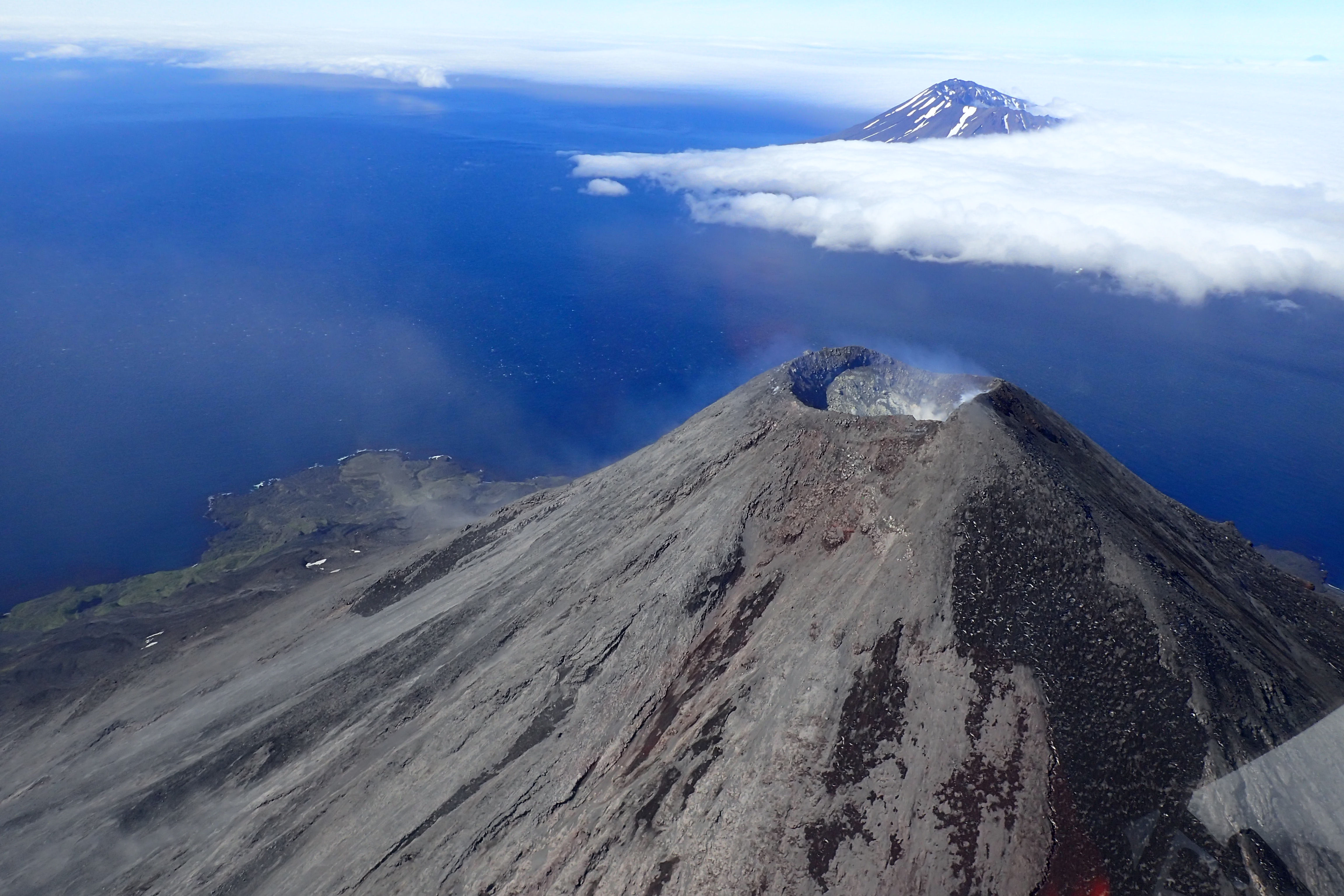 Вулкан засыпал. Вулкан сан мигель. Вулкан шаста. Вулкан засыпал. Вулкан засыпал.